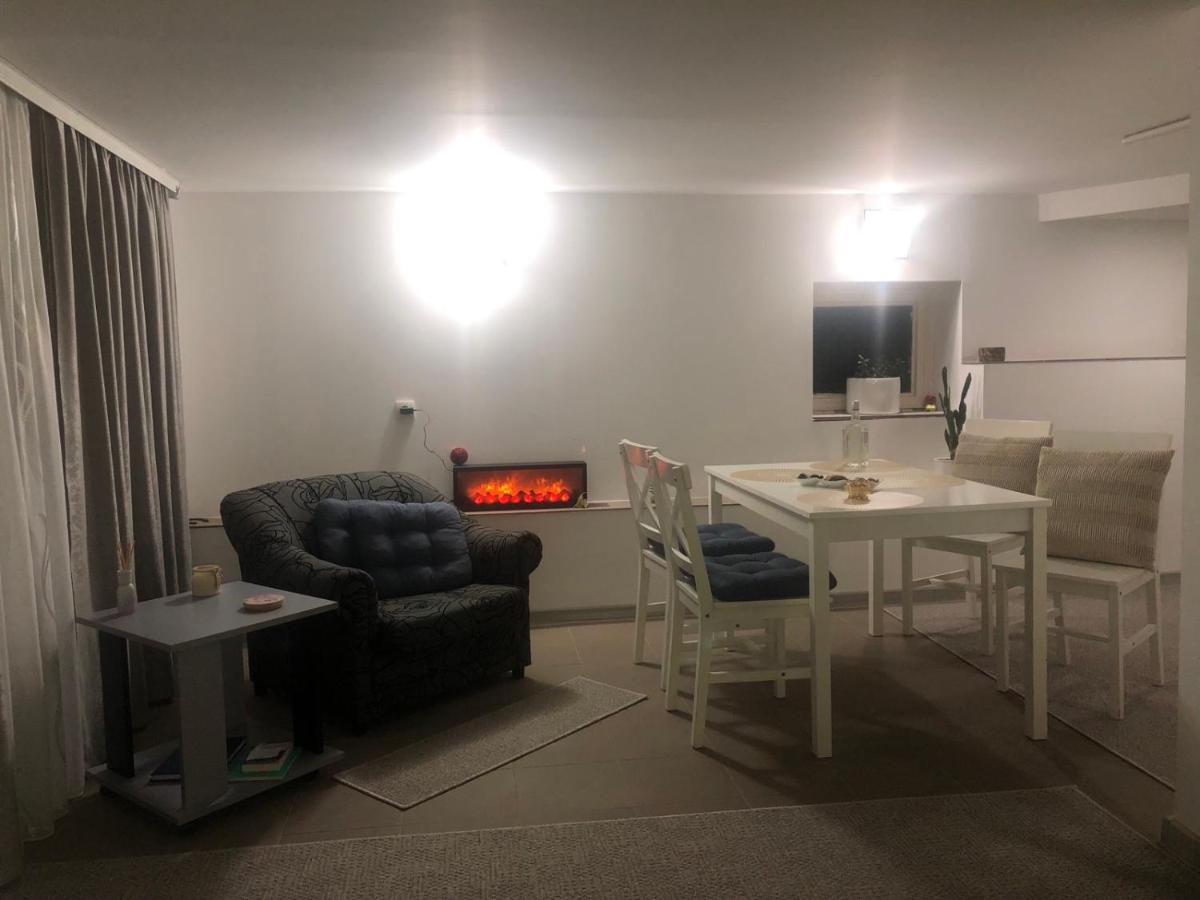 Apartment Nena - Housity