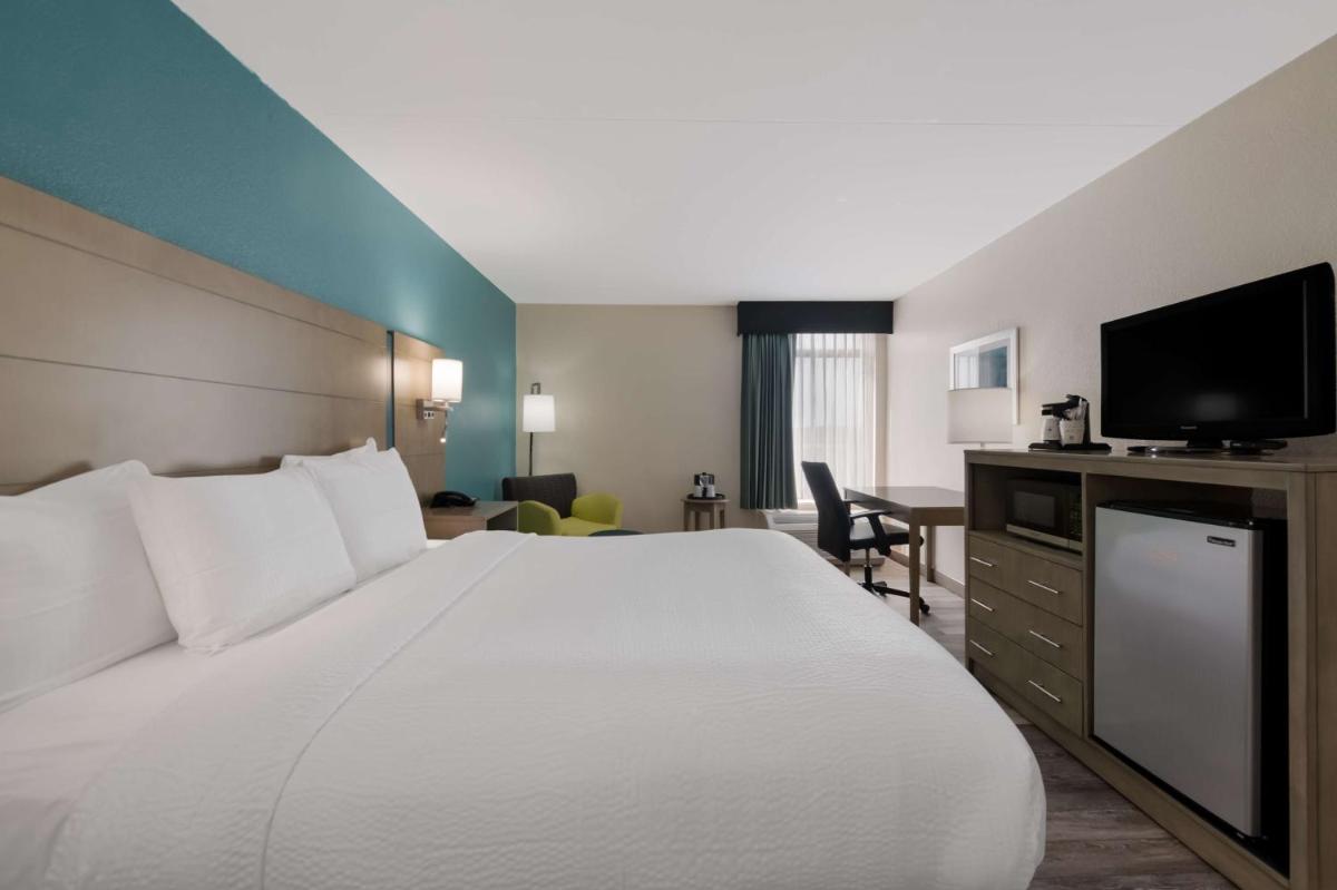Best Western Hampton Coliseum Inn - Housity