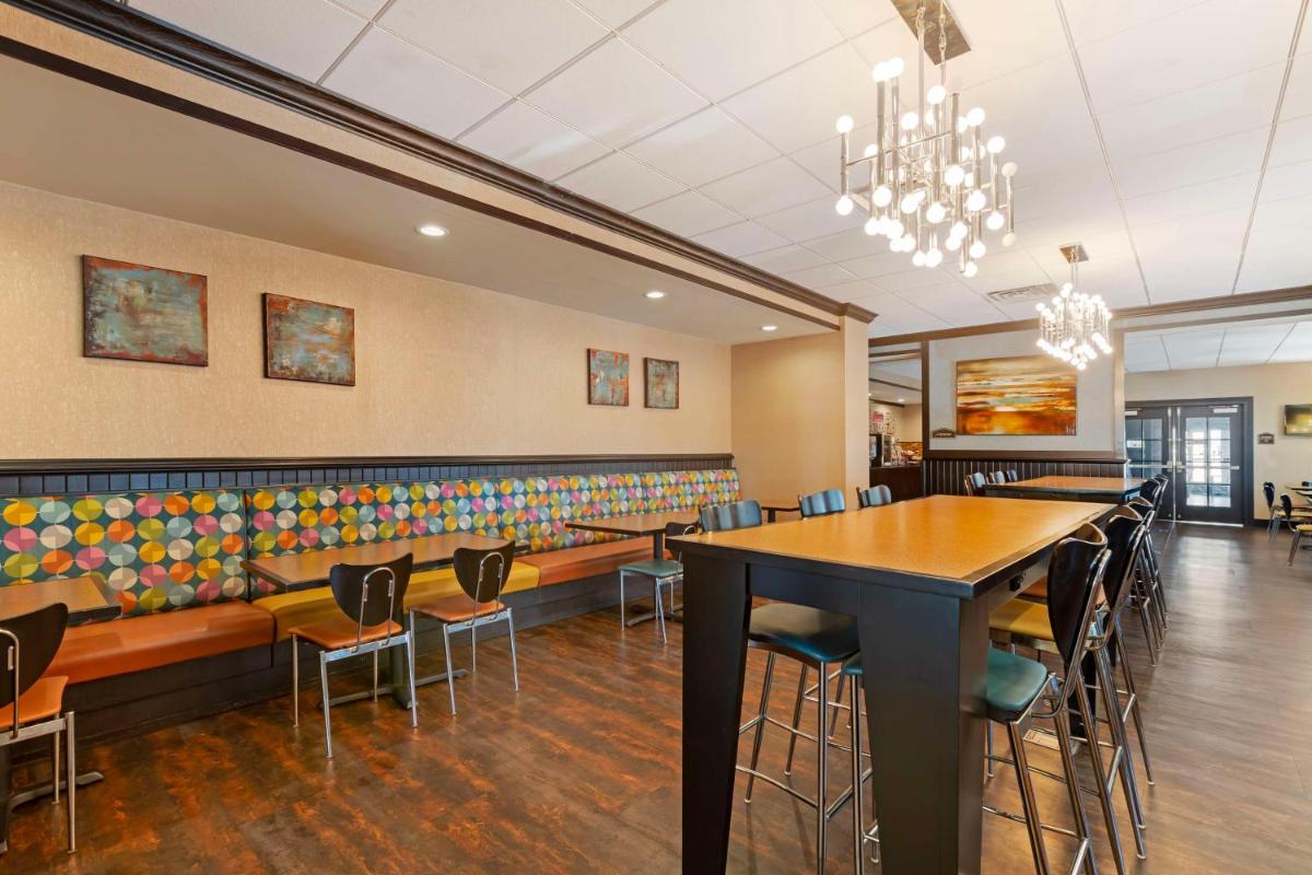 Best Western Plus Midwest Inn - Housity