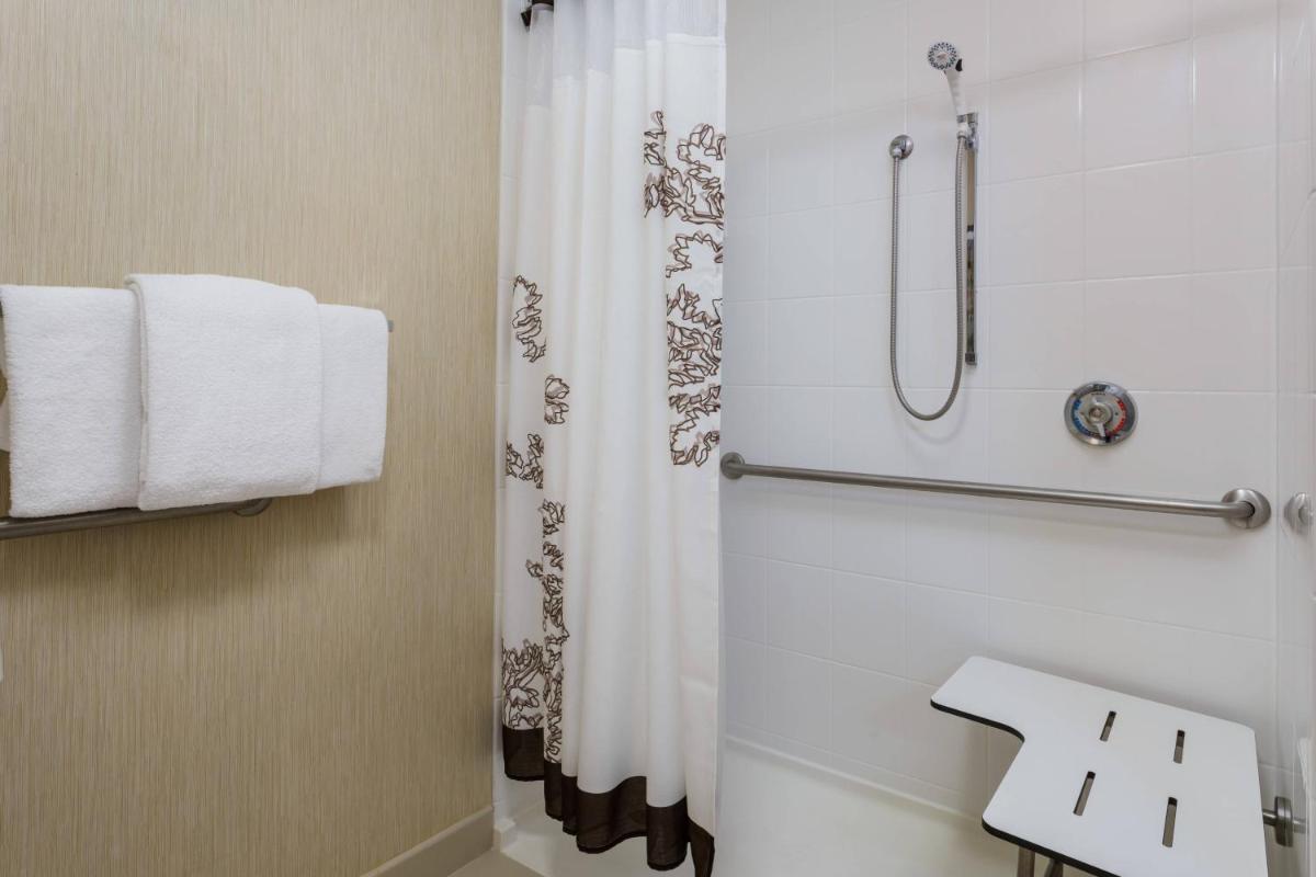 Residence Inn Houston Downtown/Convention Center - Housity