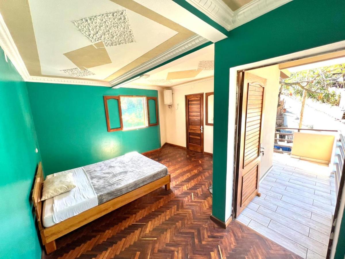 Cross Road Ankoba beach - Housity