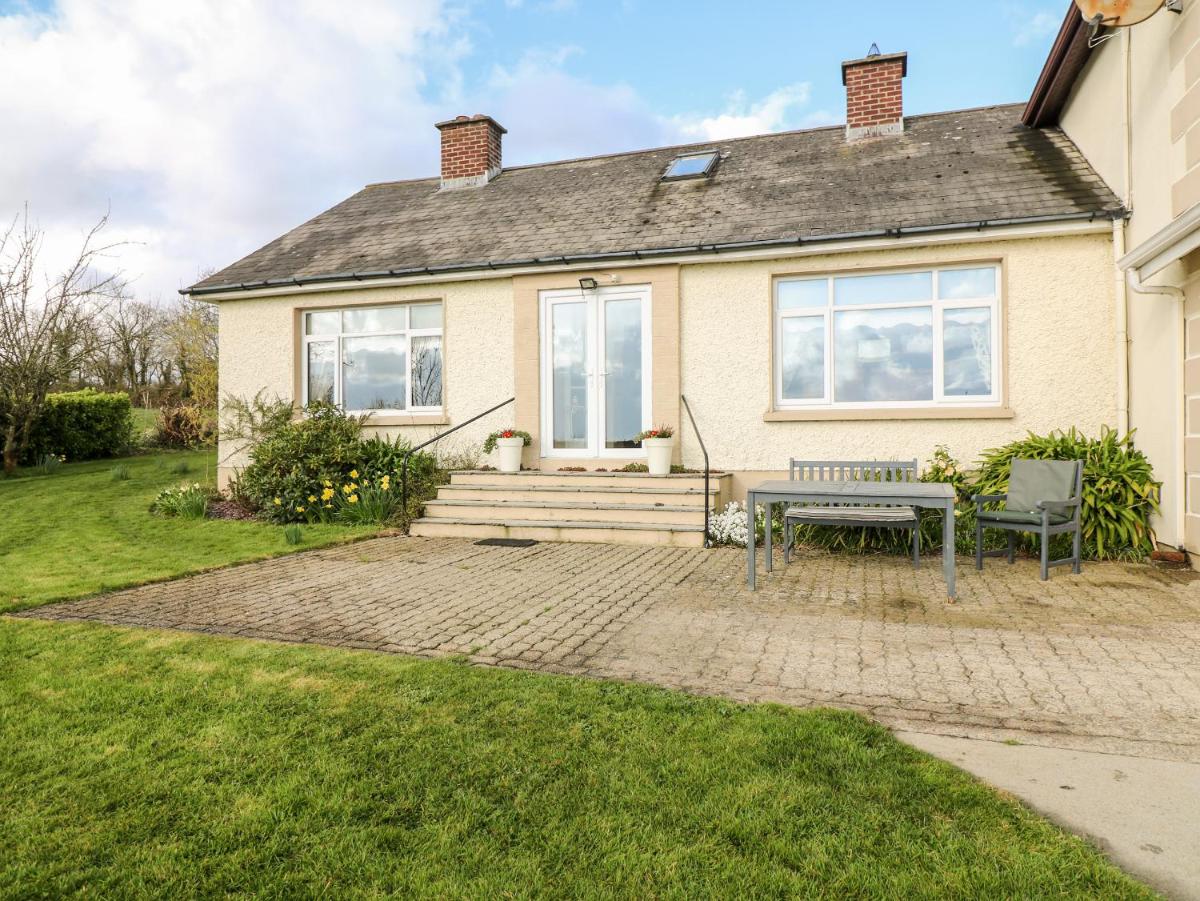 Ash Drive House - Housity