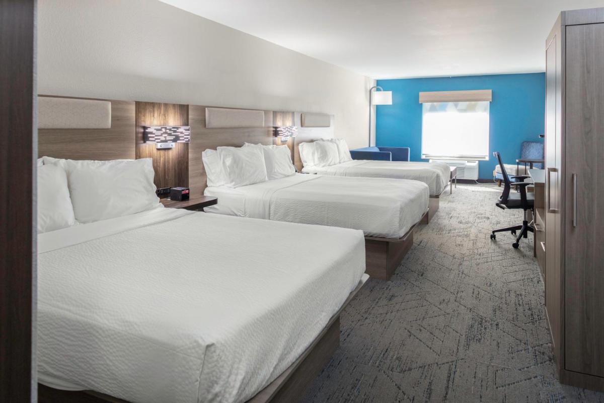 Holiday Inn Express & Suites Roanoke Rapids by IHG - Housity