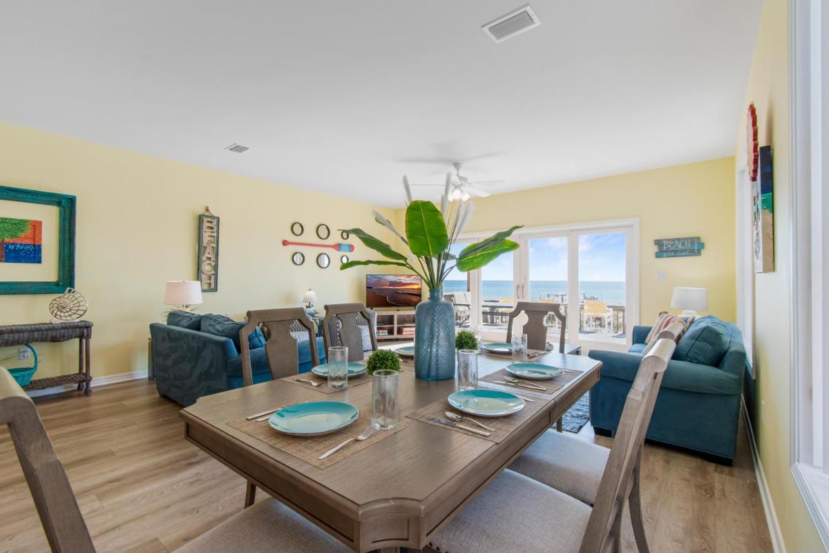Sweet Alice's Sandcastle - Housity