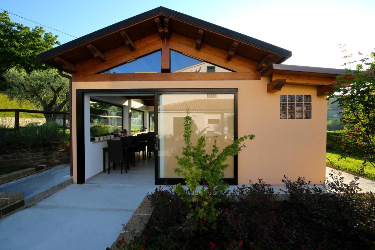 Il Gigante Che Dorme - Housity