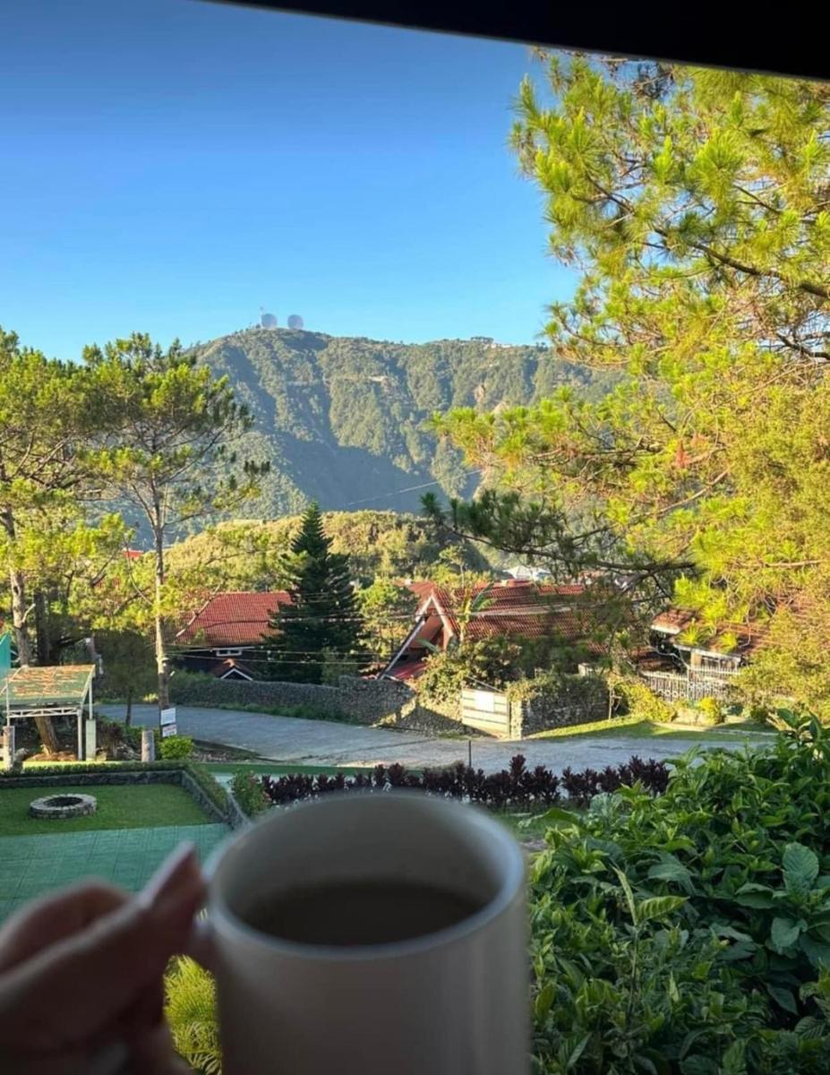 Classic, Cozy House for Transient in Baguio City 2 - Housity