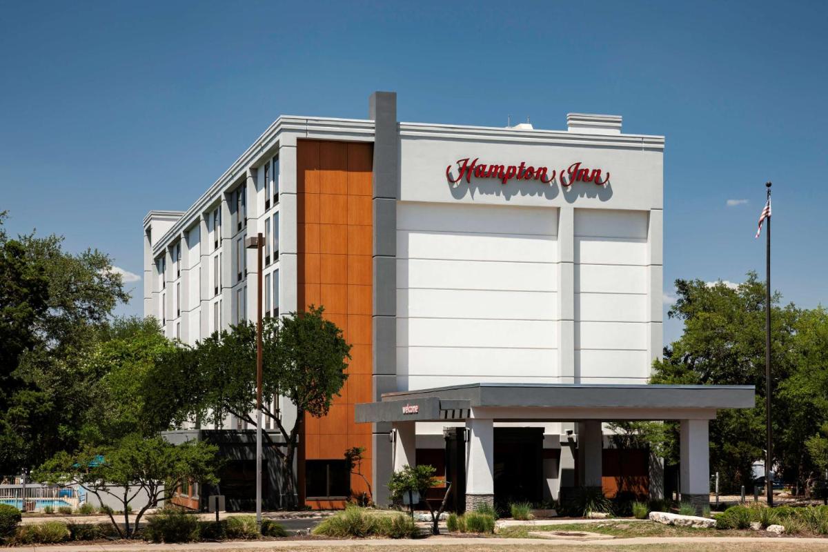 Hampton Inn Austin NW near The Domain - Housity