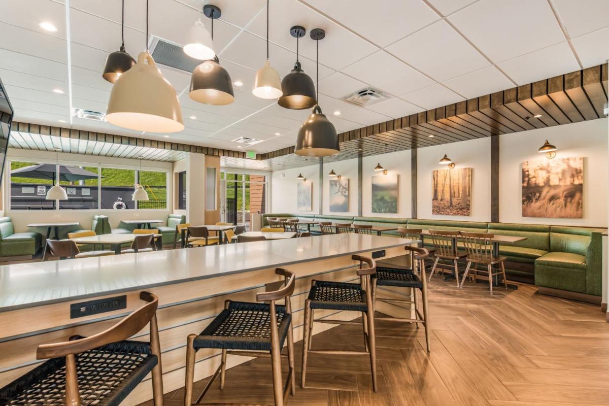 Fairfield by Marriott Inn & Suites Knoxville Clinton - Housity
