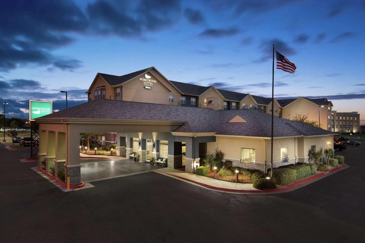 Homewood Suites by Hilton Lubbock - Housity