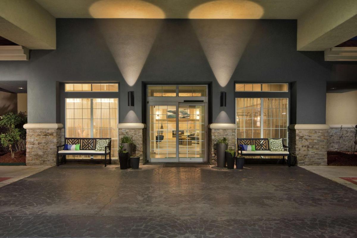 Homewood Suites by Hilton Lubbock - Housity
