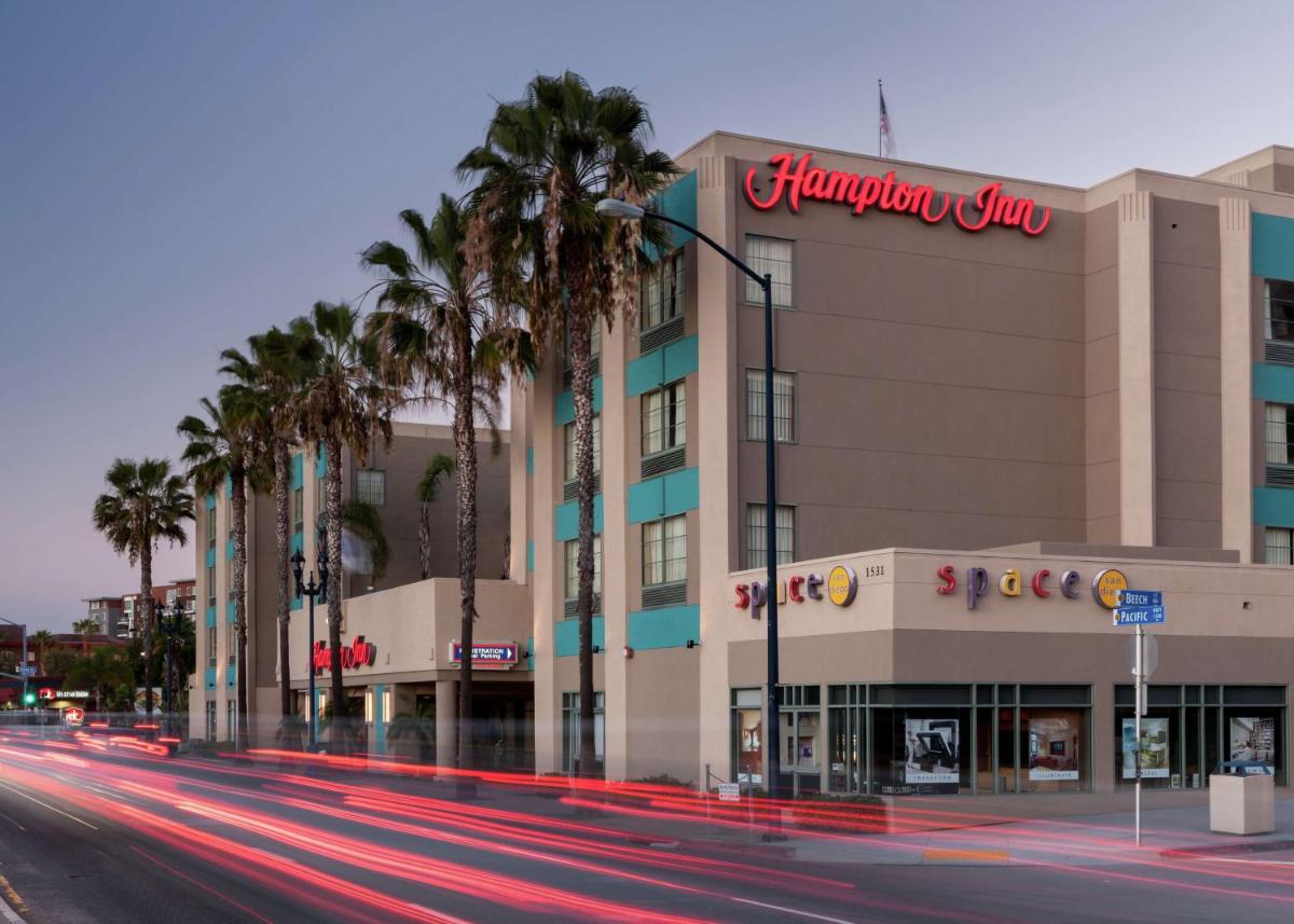 Hampton Inn San Diego Downtown - Housity
