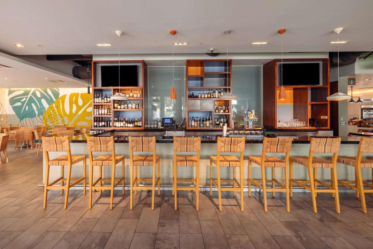 Hotel MDR Marina del Rey- a DoubleTree by Hilton - Housity