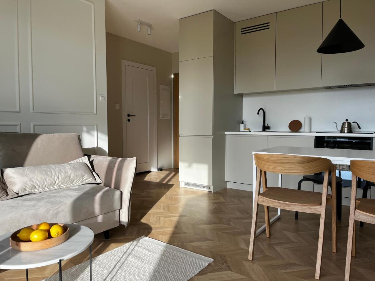 Apartament Japandi Stare Miasto - Hizvo