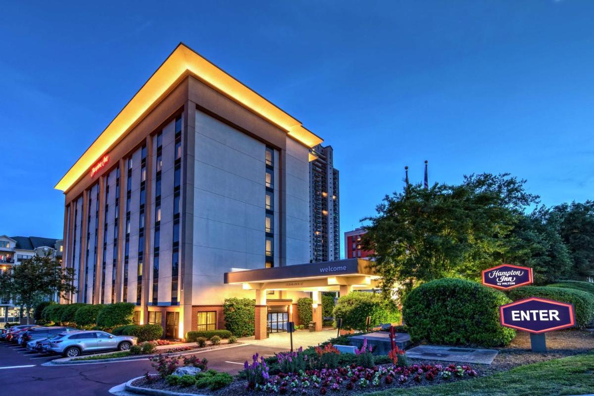 Hampton Inn Atlanta Perimeter Center - Housity