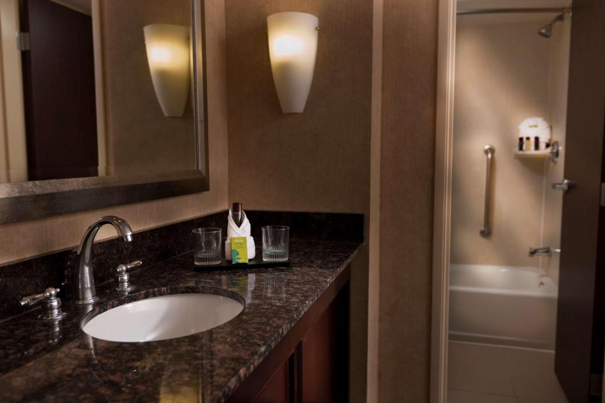 Embassy Suites Lubbock - Housity