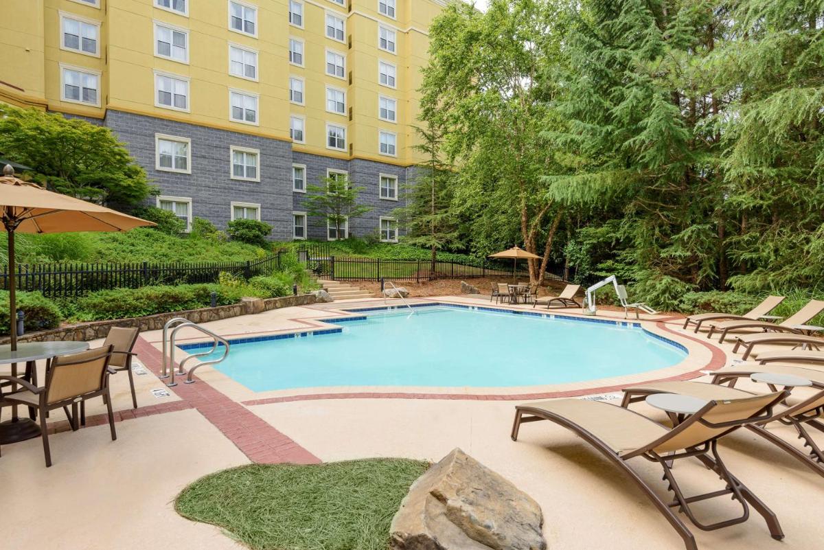 Homewood Suites by Hilton Raleigh/Crabtree Valley - Housity