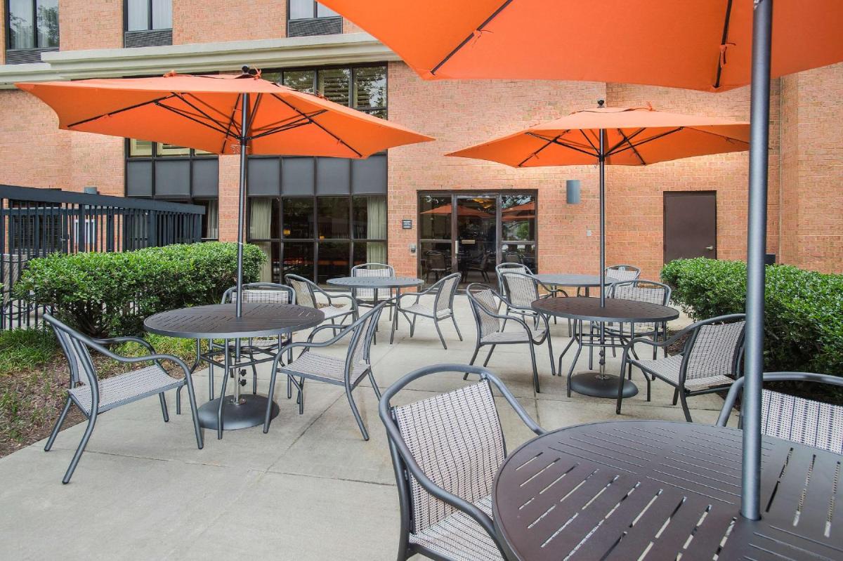 Hampton Inn & Suites Annapolis - Housity