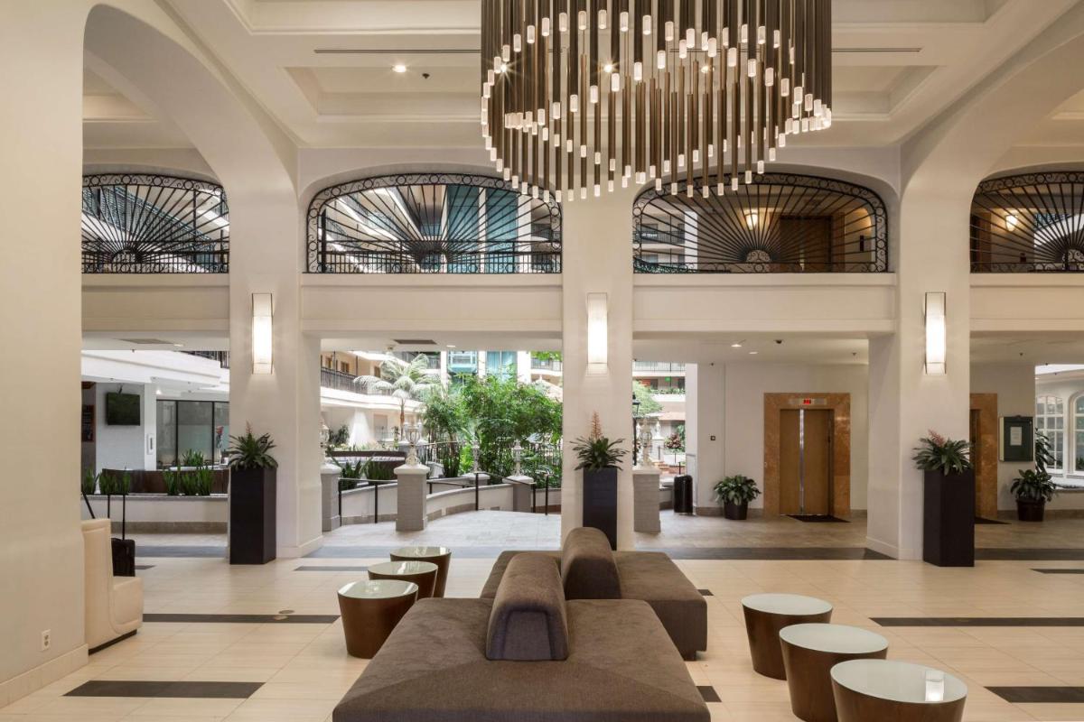 Embassy Suites by Hilton Anaheim North - Housity