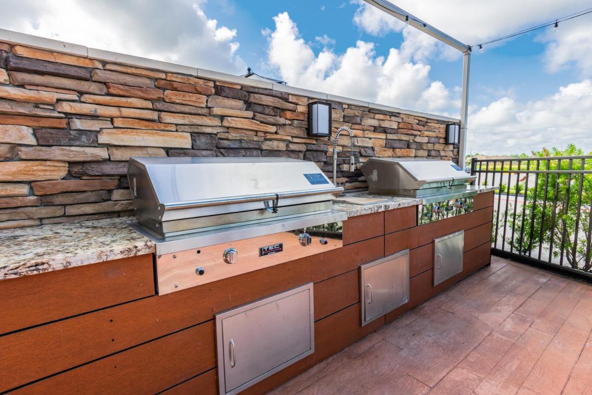 Fairfield by Marriott Inn & Suites Houston League City - Housity