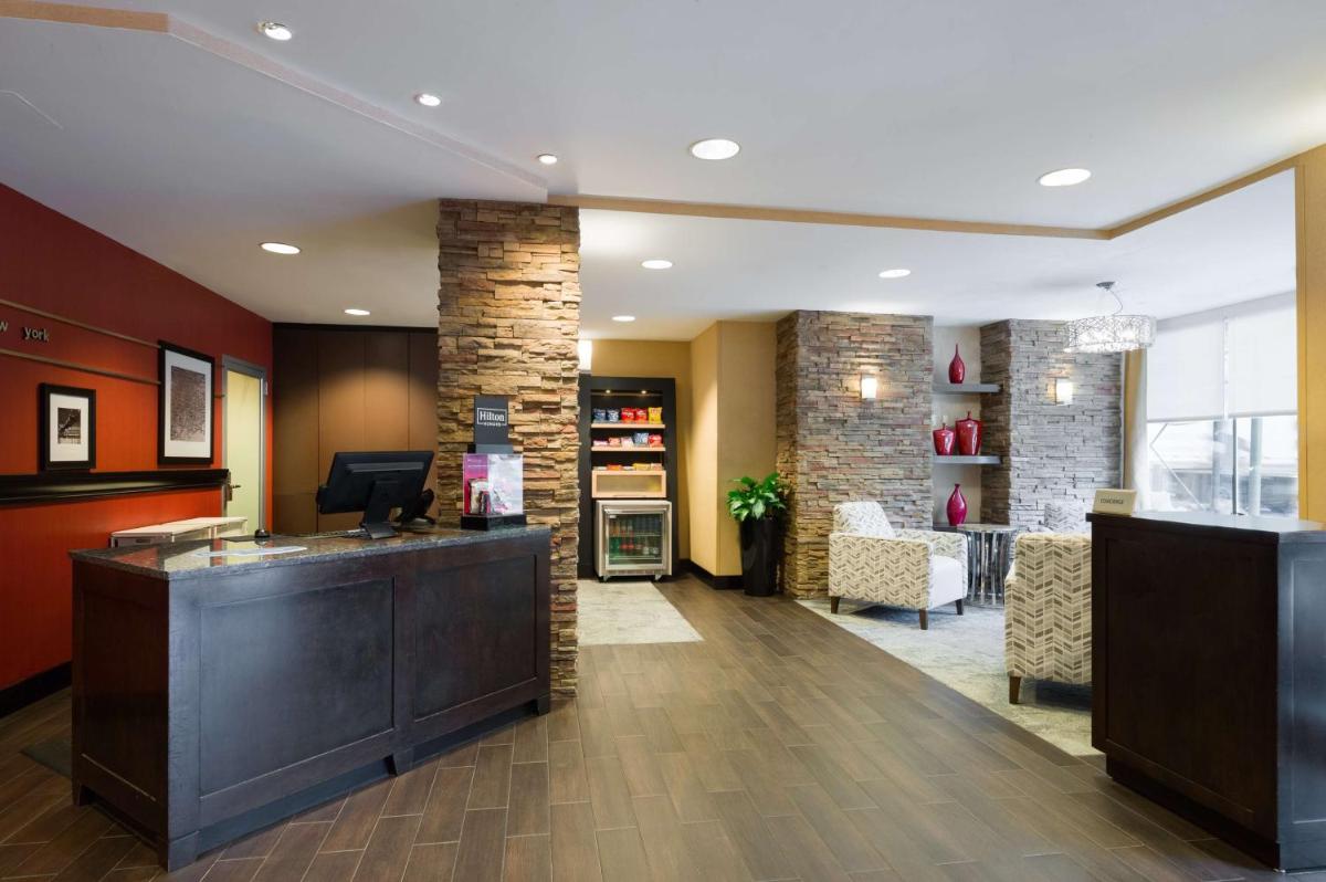 Hampton Inn Manhattan - Times Square South - Housity