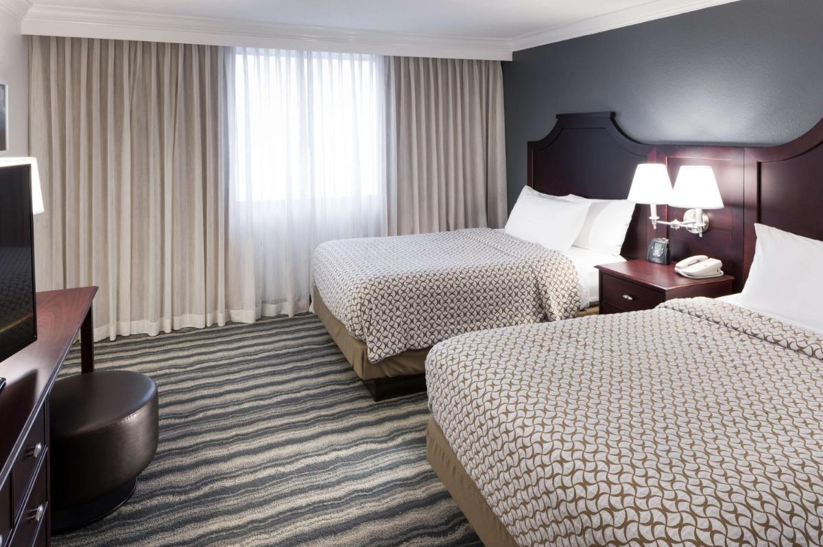 Embassy Suites by Hilton Tampa Brandon - Hizvo
