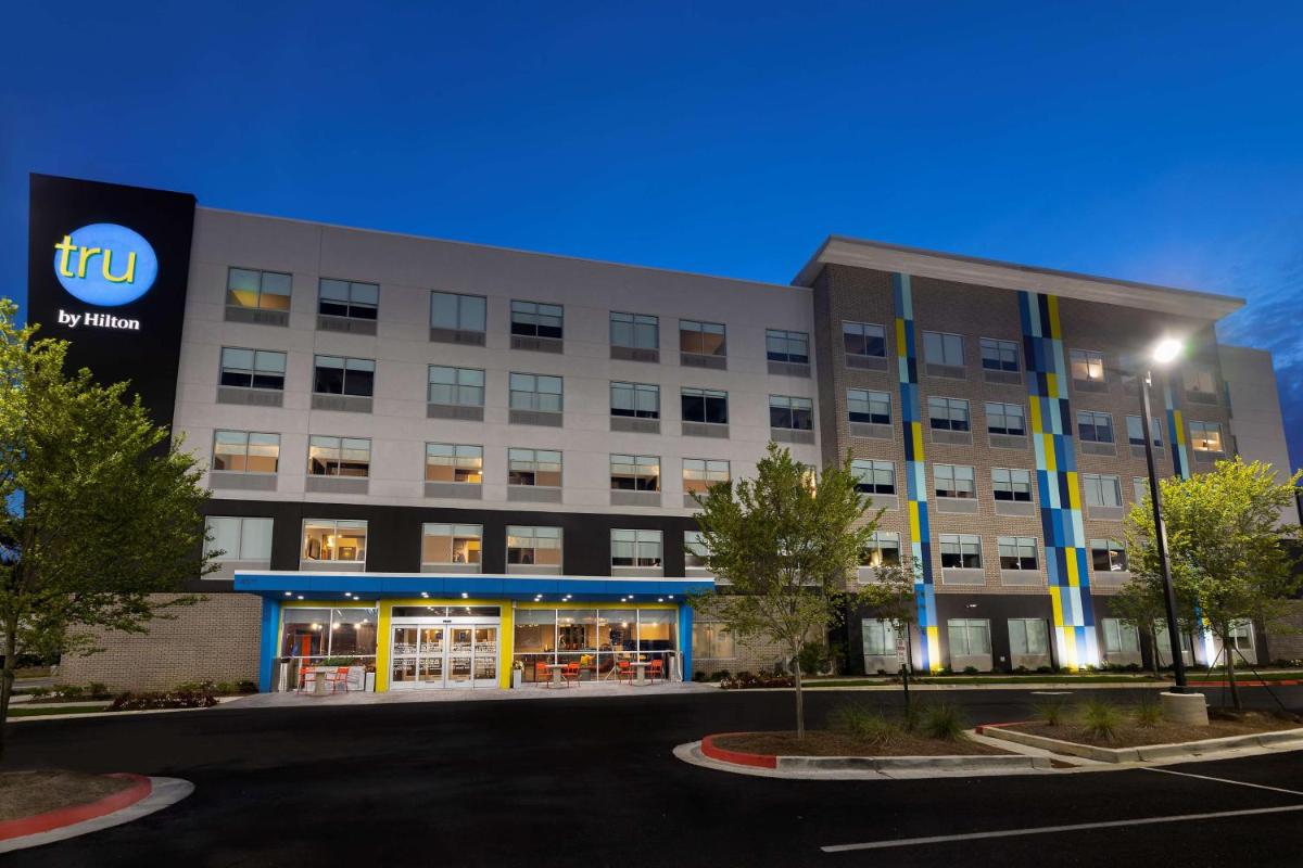Tru By Hilton Atlanta Galleria Ballpark, GA - Housity
