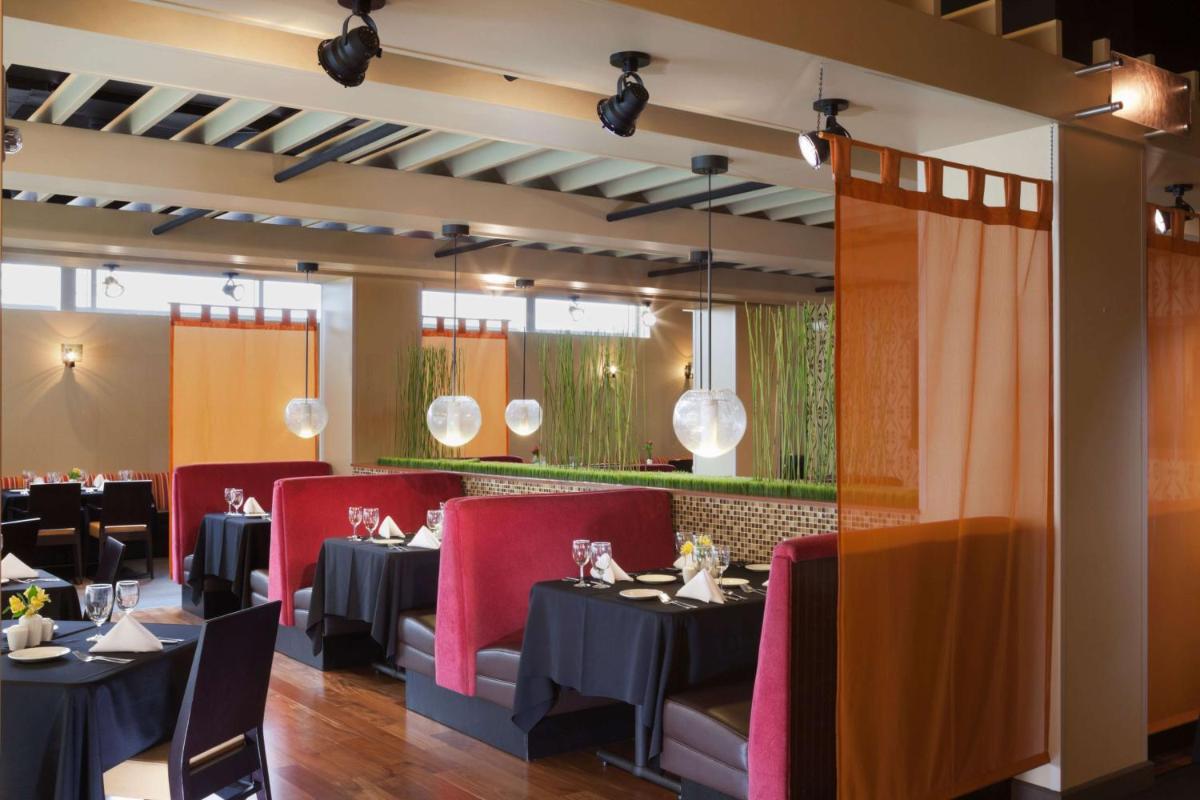 DoubleTree by Hilton Hotel Chattanooga Downtown - Housity