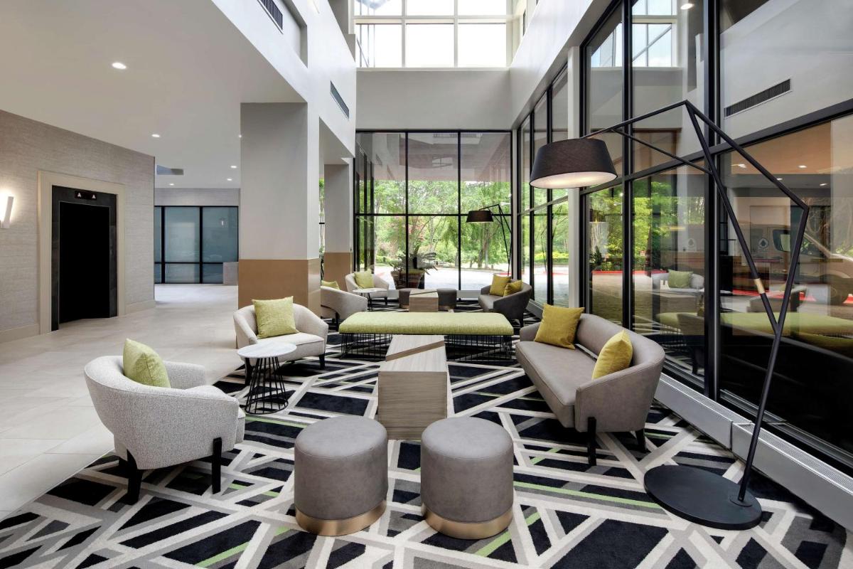 Embassy Suites by Hilton Atlanta Perimeter Center - Housity