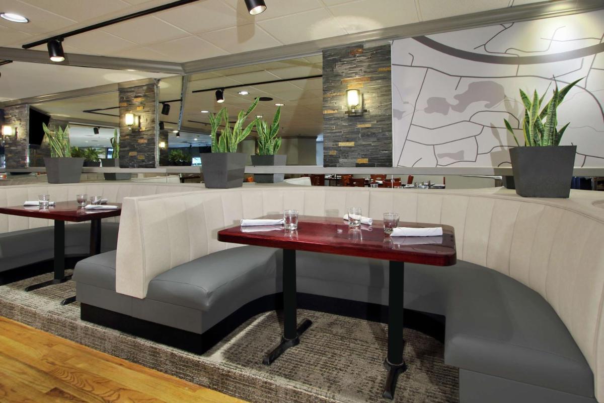 DoubleTree by Hilton Mahwah - Housity