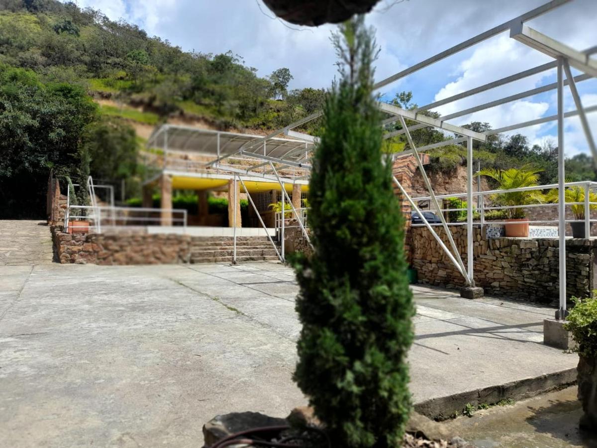 barichara hotel cabañas villa Camargo - Housity