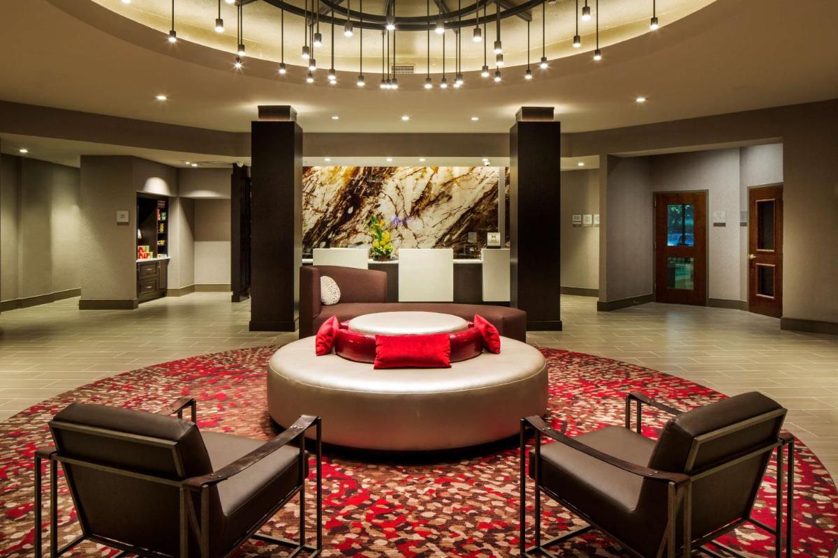 DoubleTree by Hilton Hotel Largo Washington DC - Housity