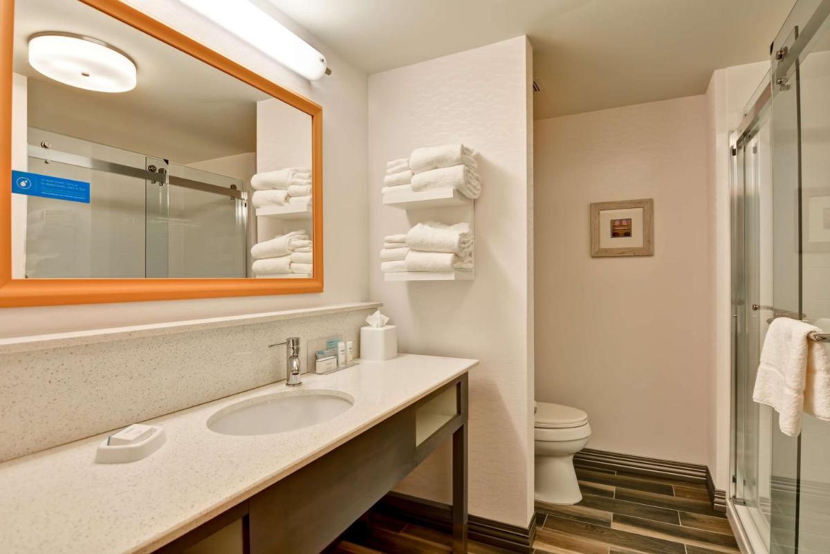 Hampton Inn Atlanta Kennesaw - Housity