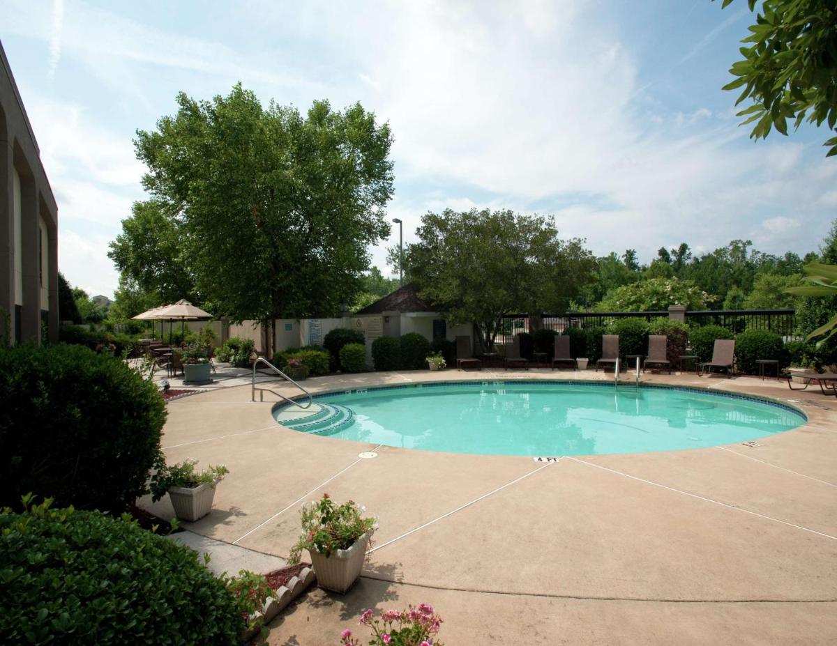 Hampton Inn Concord/Kannapolis - Housity