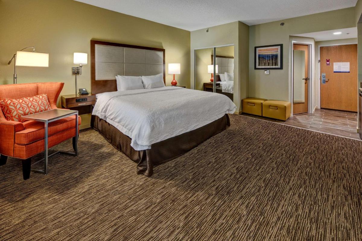 Hampton Inn Concord/Kannapolis - Housity