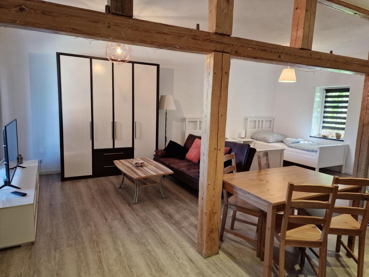Apartment auf dem Hof einer historischen Mühle - Housity