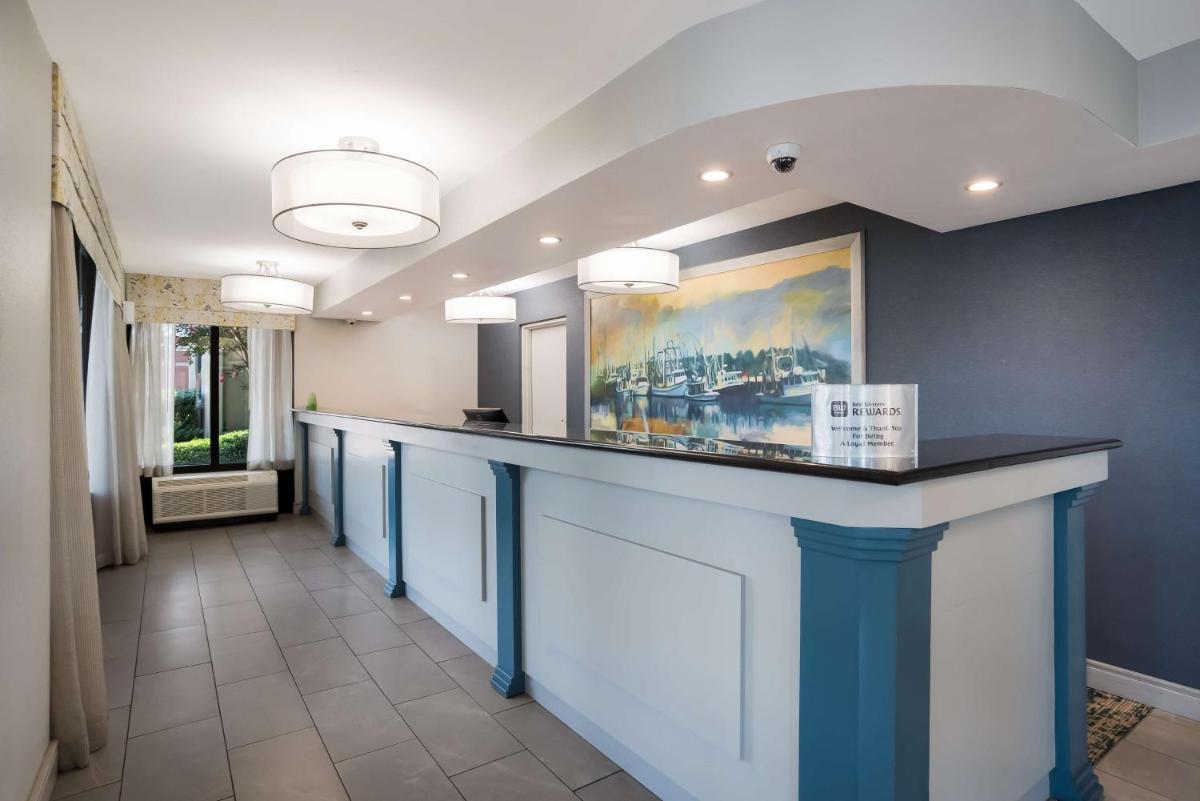Best Western Flagship Inn - Housity