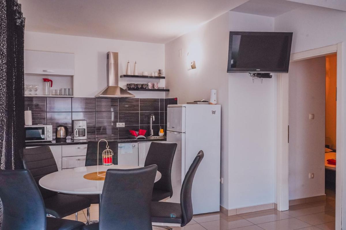 Holiday house with a parking space Orebic, Peljesac - 9482 - Housity