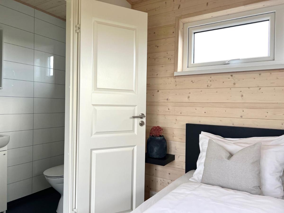 REY Stays - Small & Cozy Studio - Housity