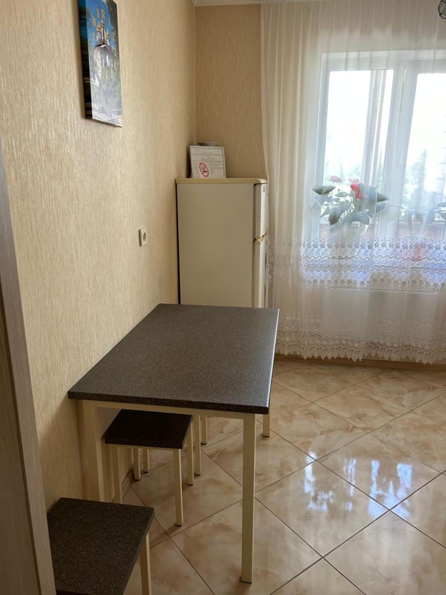 Apartments Kharkivs'ke highway - Housity