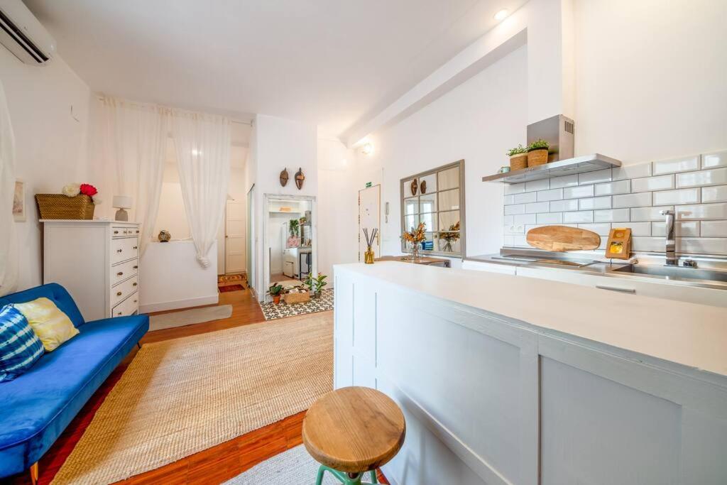 Cozy apartment. Perfect location - Housity