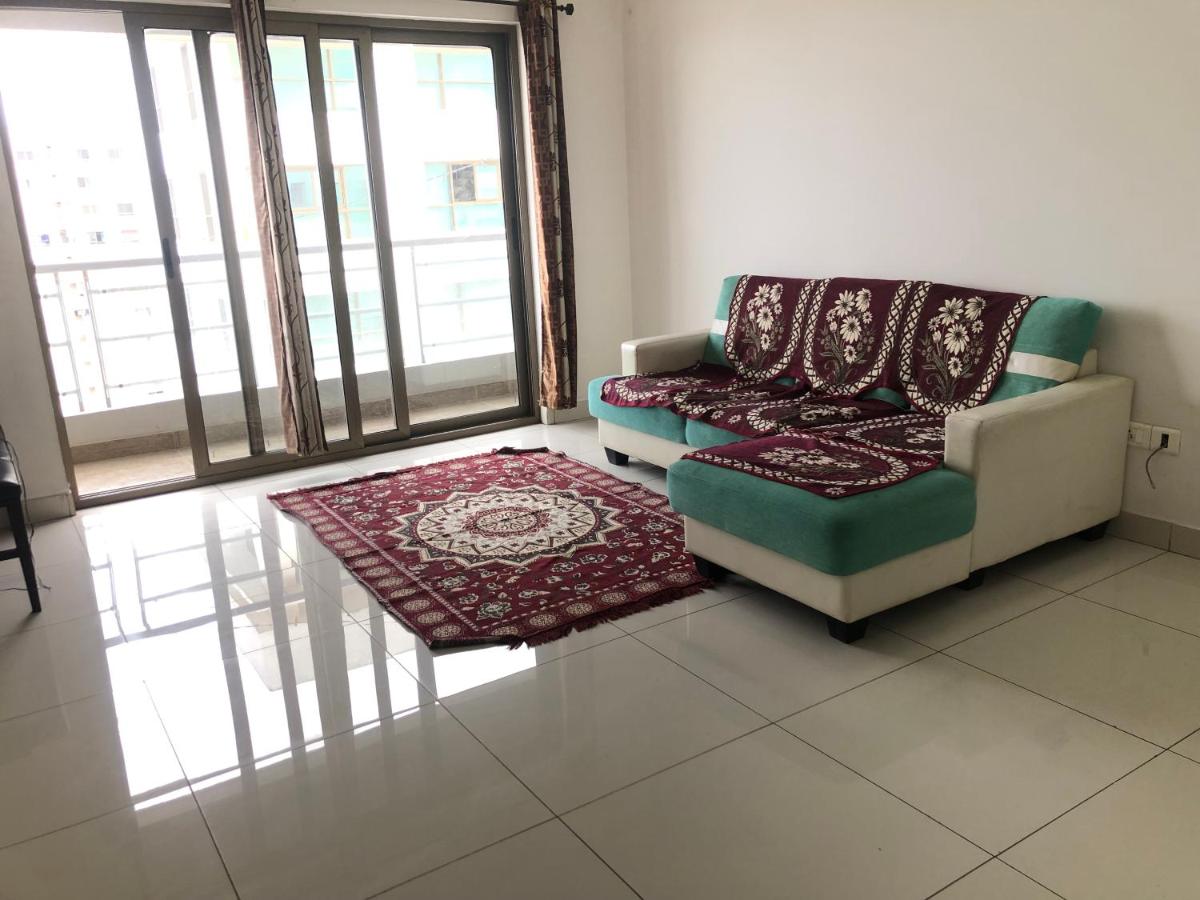 Sky High at Blue Ridge 22nd Floor-Standard Bedroom - Housity