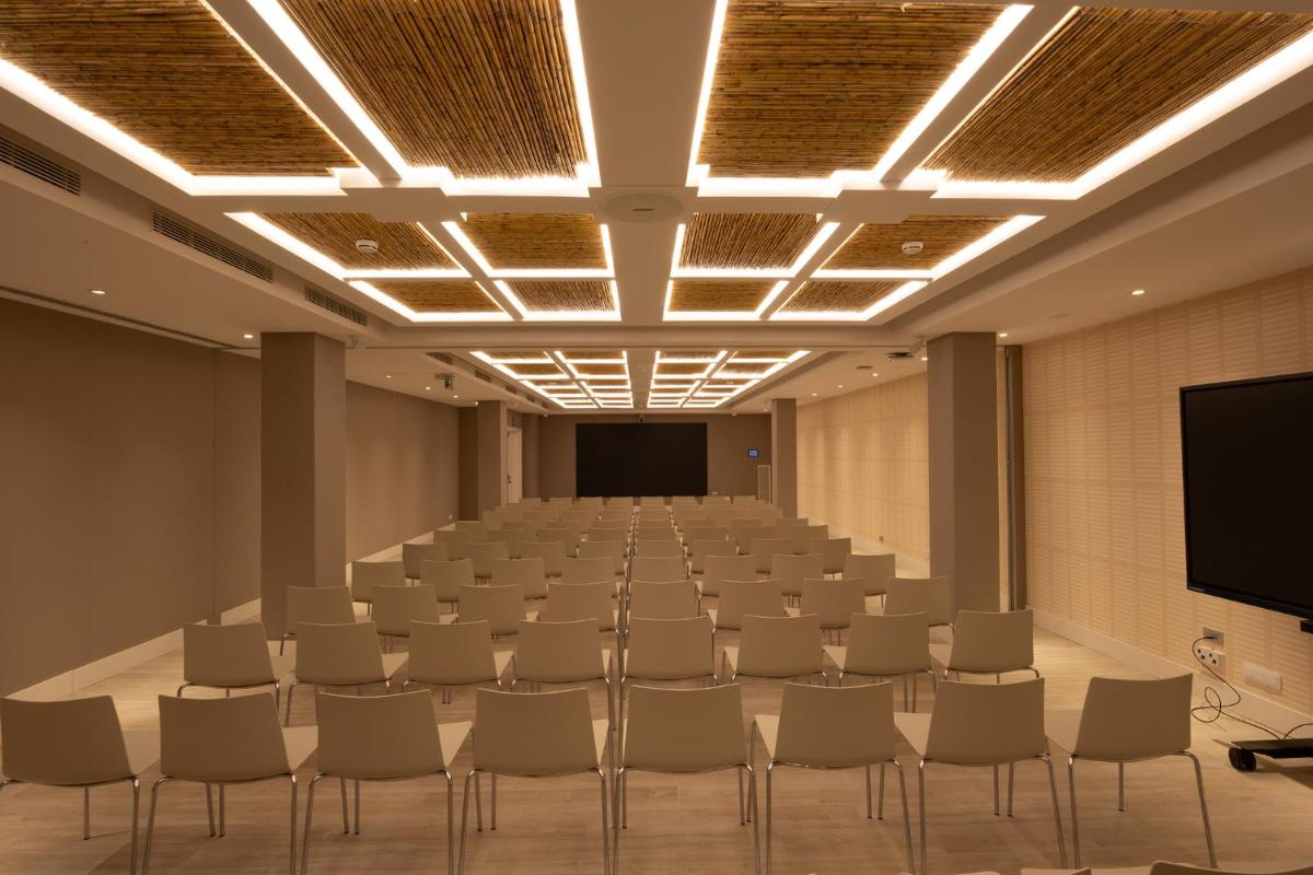 Zona business o sala de conferencias en Catalonia Mirador des Port