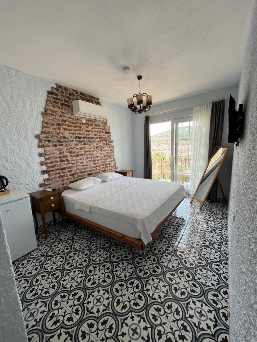 Villa Veria - Housity