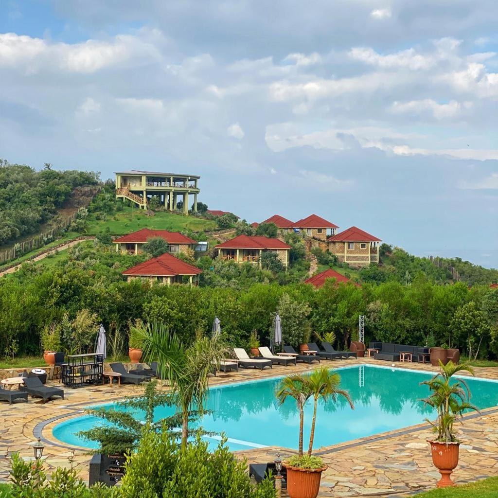 Suitetrails - CAPELLA RESORT (ELEMENTAITA, KENYA)