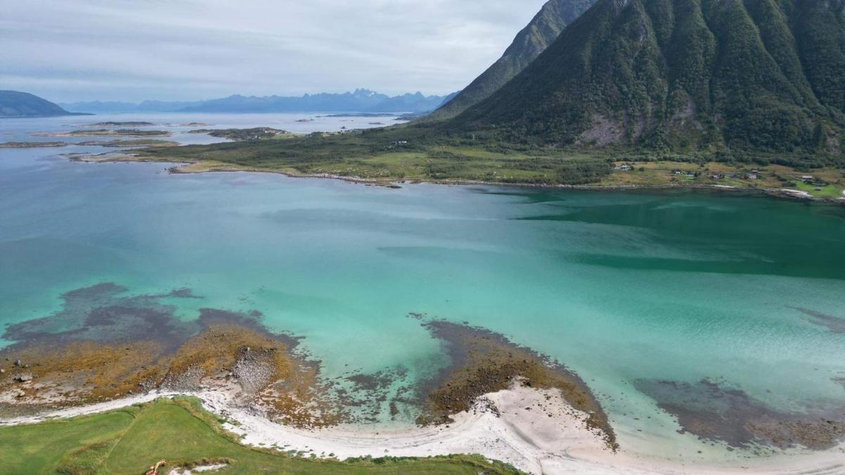 Midnattsolveien 3158,Sommarhusstrand Laukvik Lofoten Norway - Housity