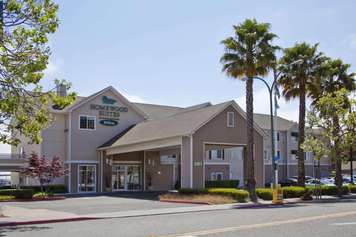 Homewood Suites by Hilton - Oakland Waterfront - Housity