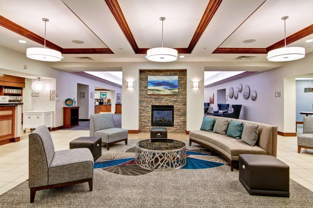Homewood Suites by Hilton Bentonville-Rogers - Housity
