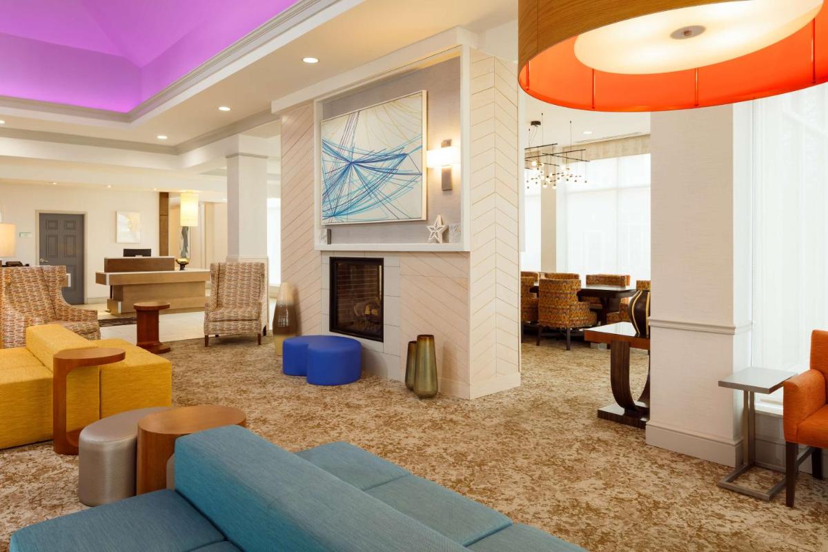 Hilton Garden Inn Cincinnati Blue Ash - Housity