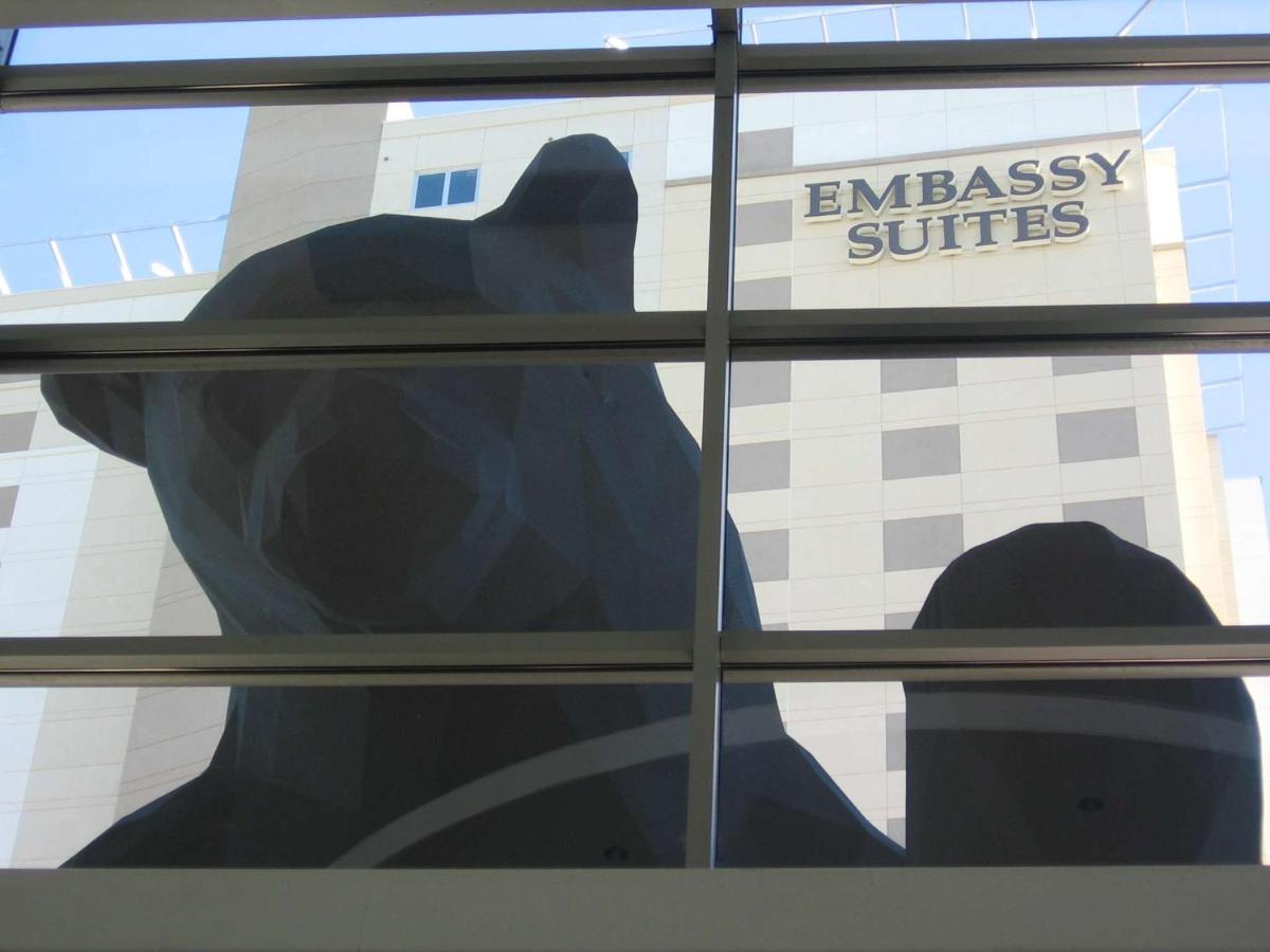 Embassy Suites by Hilton Denver Downtown Convention Center - Housity