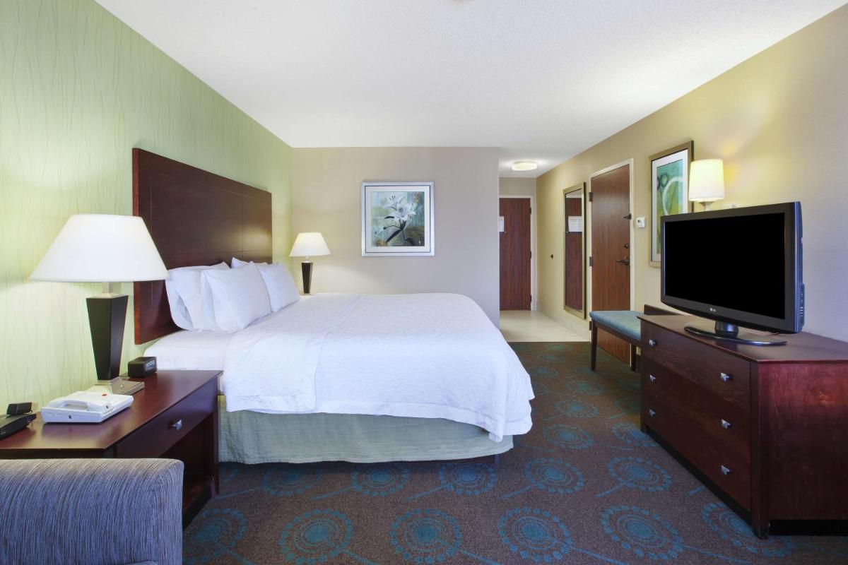 Larkspur Landing South Bend - Housity